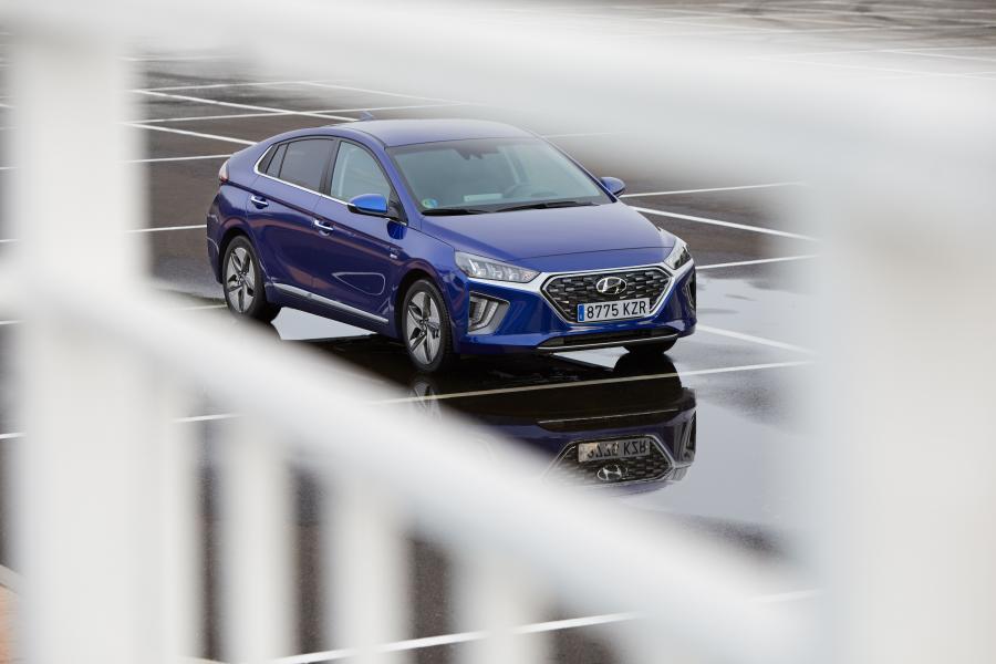  Hyundai IONIQ hybrid (AE) 2019 года  (WW) (фото 27 из 42)